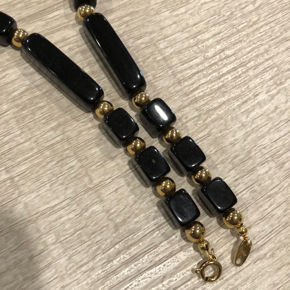 Trifari Black & Gold Bead Necklace. Vintage - Picture 16 of 16
